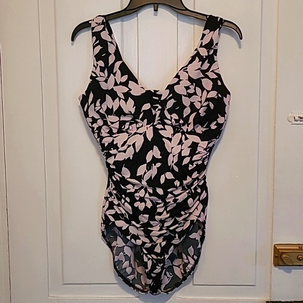 NWOT Lands End Swimsuit 🩱